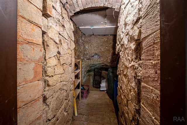 menší sklep [31/31]
