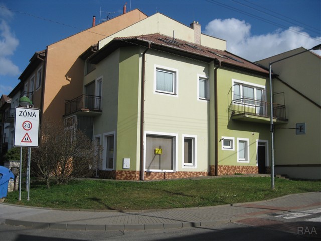 Pohled z ulice 1. Máje [4/22]